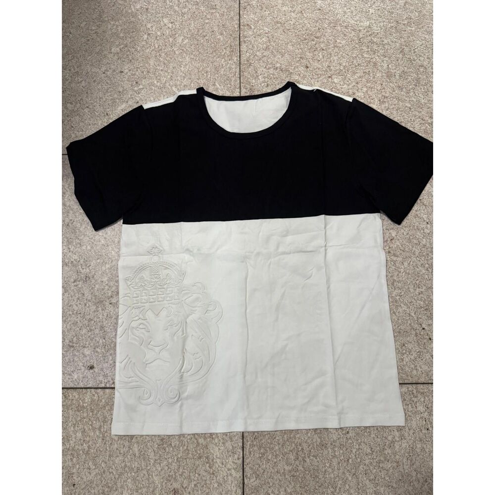 Embossed short sleeve shirt